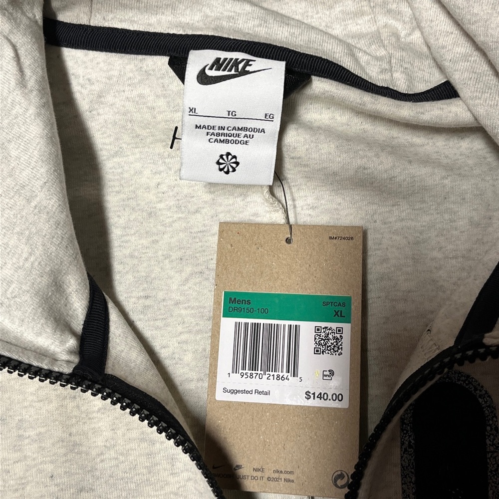 Nike Sportswear Tech Fleece Hoodie White Heather Grey Black DD4688-100 M… - Picture 9 of 11